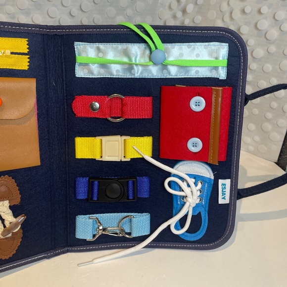 Toddler Portable Activity 😊Busy Board - Picture 4 of 5